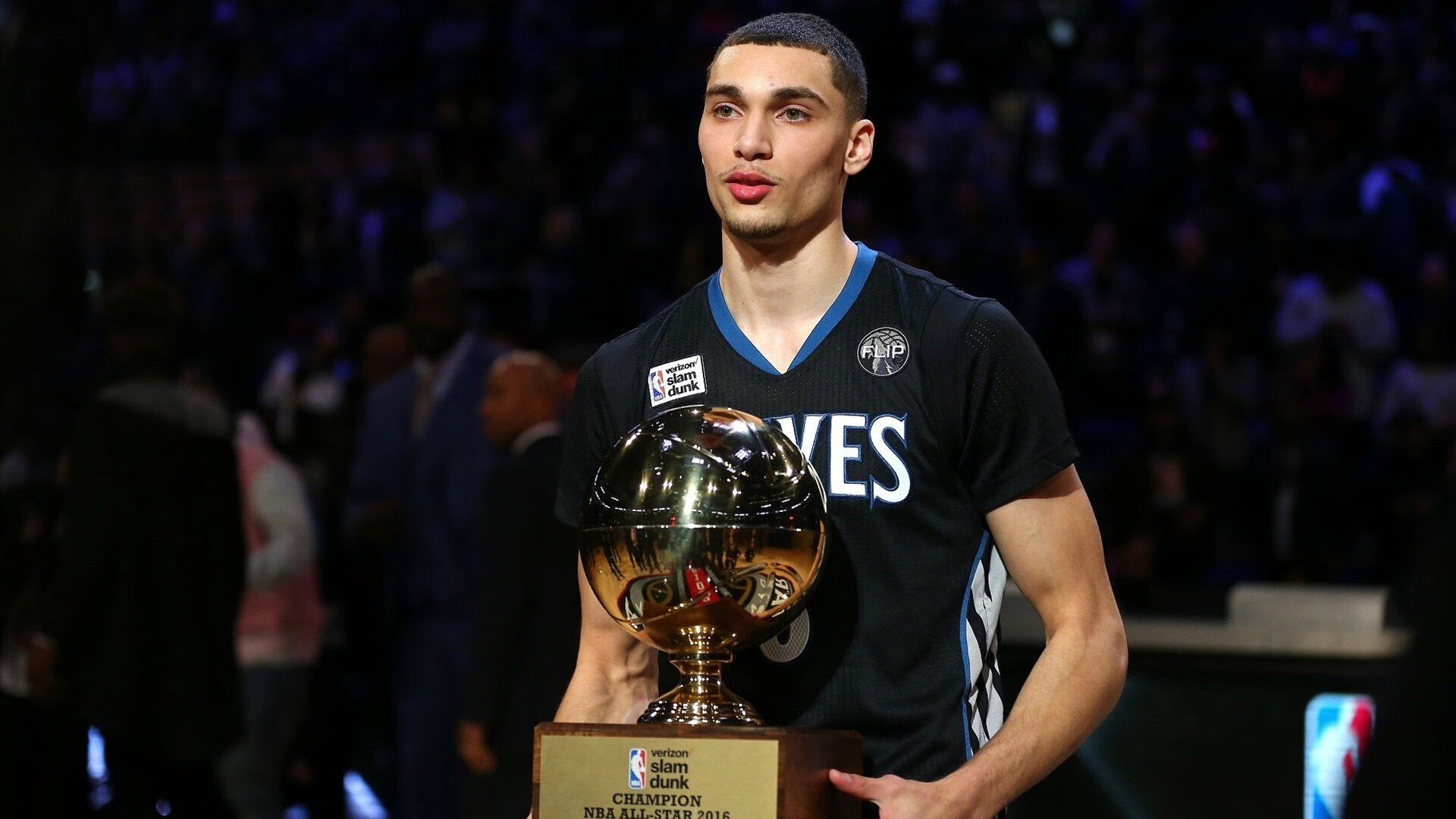 年度焦点之战之夜,迪马利亚防守端锁死对手的战术密码