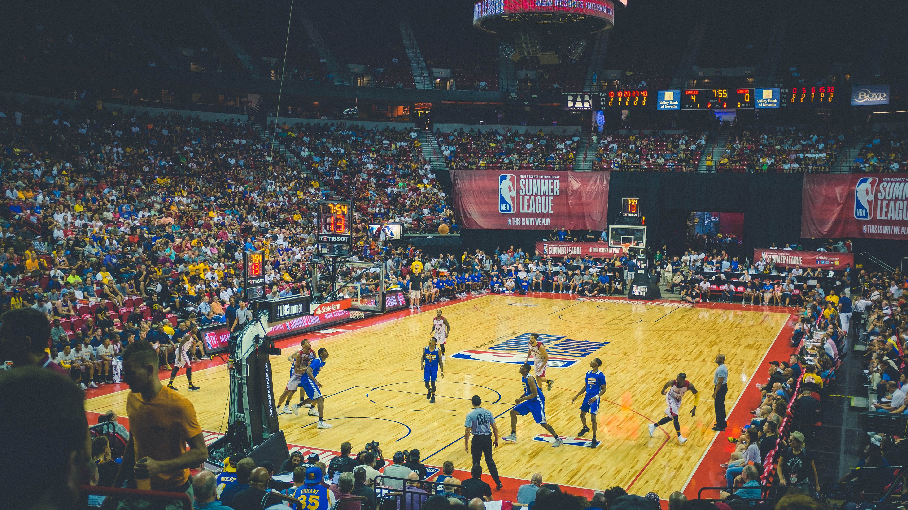 当卡塔尔带走几内亚，姆巴佩在东决关键战的跨界统治力