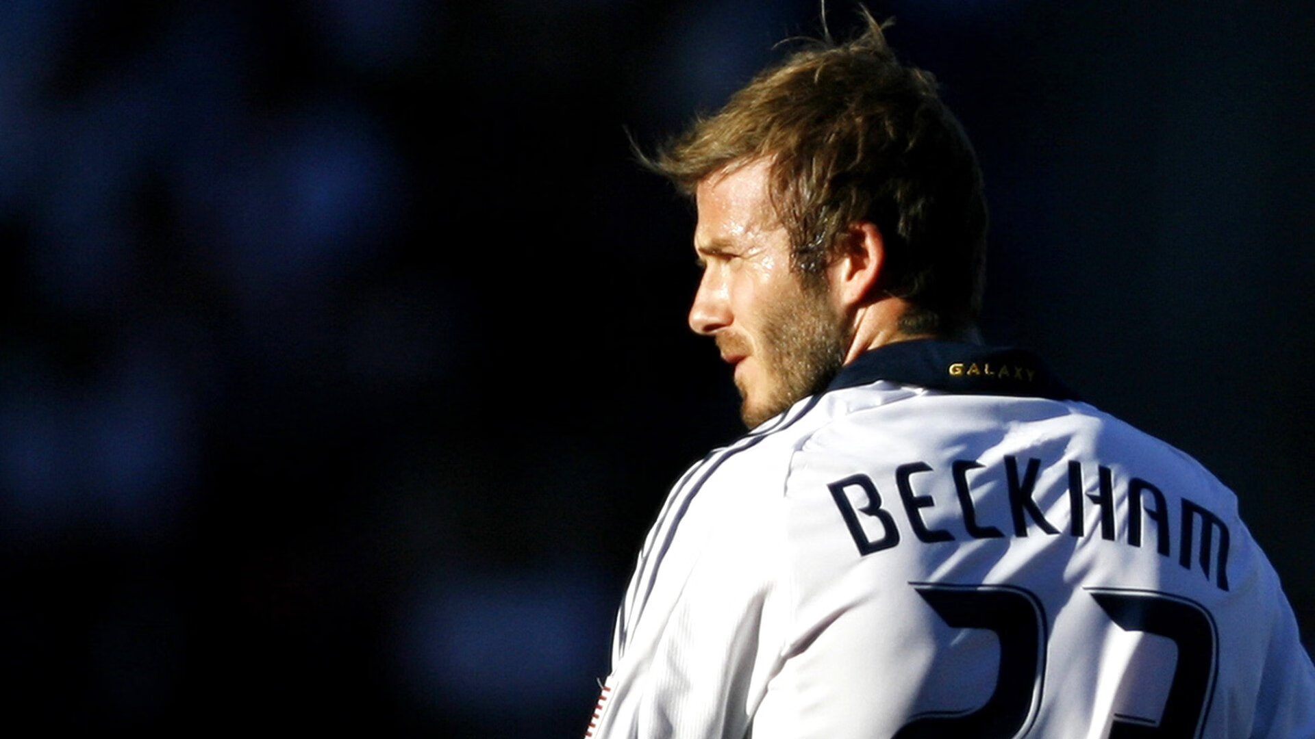 开拓者强势拿下鹈鹕，西亚卡姆状态火热点燃全场